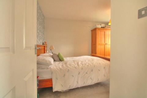 3 bedroom semi-detached house for sale - Orchard Close, Woodbridge