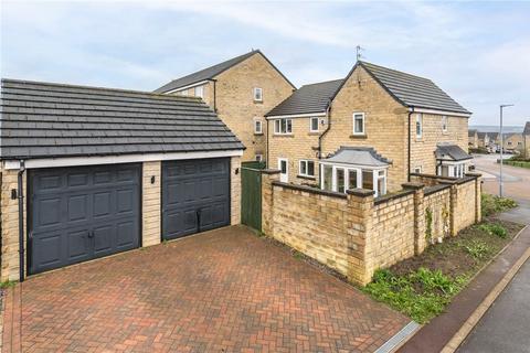 4 bedroom detached house for sale, Tempest Close, Wilsden, Bradford, BD15