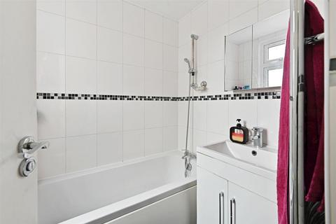 2 bedroom terraced house for sale - Rugby Road, Dagenham, Essex