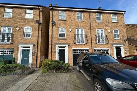 4 bedroom end of terrace house for sale, Peterborough PE1