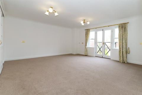 2 bedroom apartment for sale, Homewood Court, Cedars Village, Chorleywood, Hertfordshire, WD3