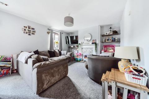 10 Brookside, Knighton, LD7 1DW