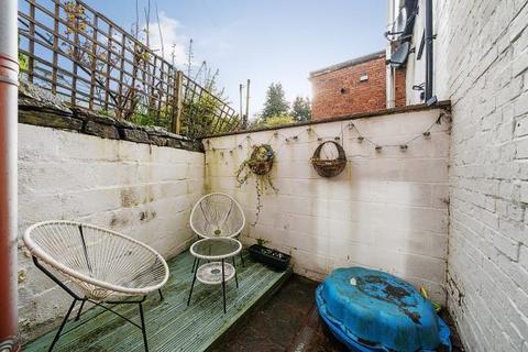10 Brookside, Knighton, LD7 1DW