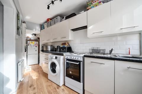 10 Brookside, Knighton, LD7 1DW