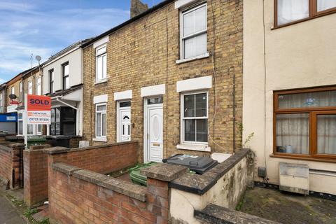 2 bedroom terraced house for sale - Gladstone Street, Peterborough, PE1