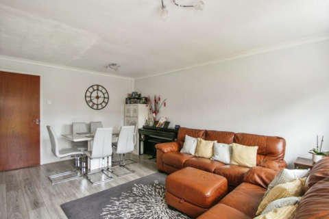 81 Charlton Close, Muscliff, Bournemouth, BH9 3PS