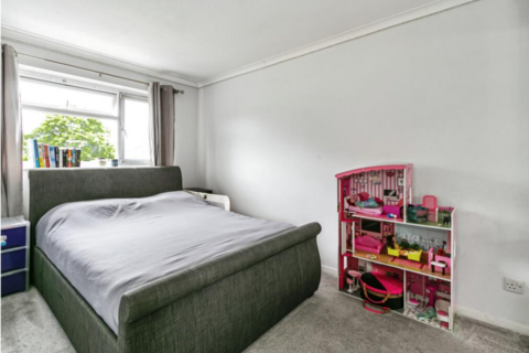 81 Charlton Close, Muscliff, Bournemouth, BH9 3PS