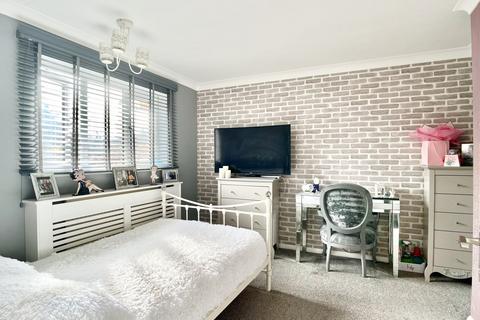 76 Kirby Road, Dartford, DA2 6HF