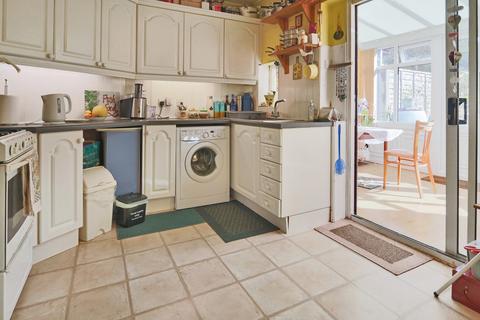 3 bedroom terraced house for sale, The Glade, Coulsdon