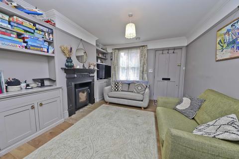 2 bedroom cottage for sale - Waxwell Lane, Pinner HA5