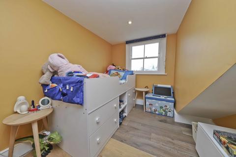 6 Waxwell Lane, Pinner, HA5 3EN