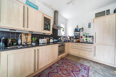 1 bedroom flat for sale, Granville Park, Blackheath