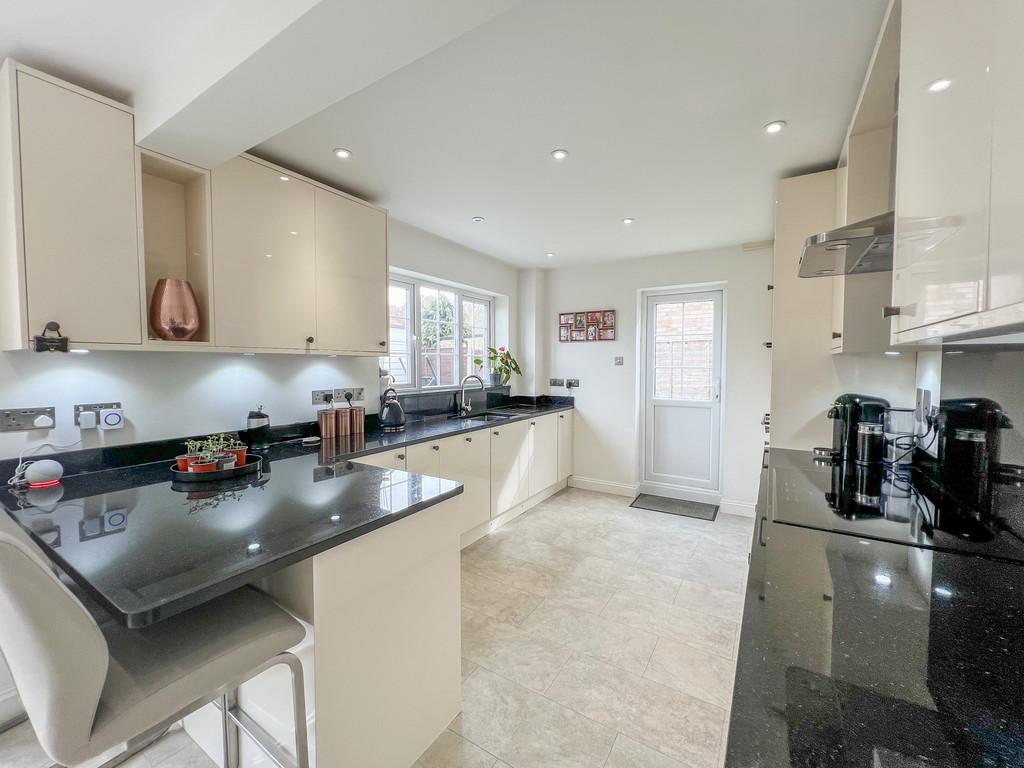 Kitchen 3