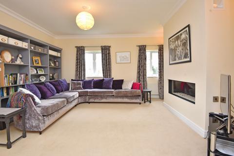 2 bedroom apartment for sale, West Court, Hollins Hall, Hampsthwaite