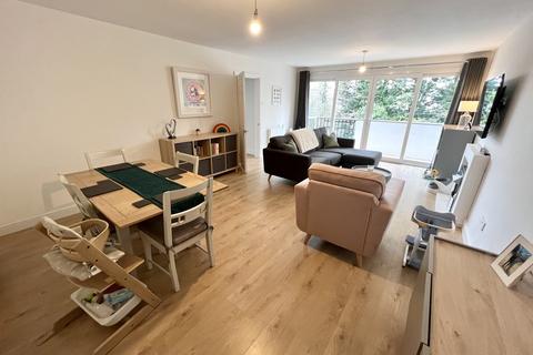 2 bedroom apartment for sale - Quintondale, Harwood Grove, Shirley
