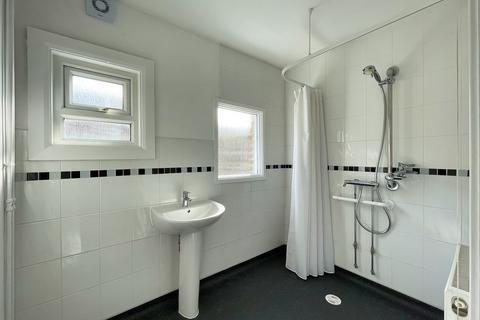 1 bedroom apartment to rent - Sutton Road, Southend On Sea SS2