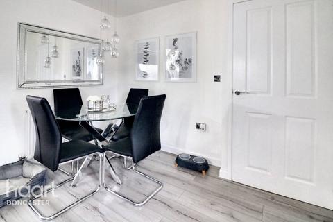 118 Roberts Road, Edlington, Doncaster, DN12 1JH