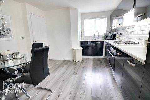 118 Roberts Road, Edlington, Doncaster, DN12 1JH