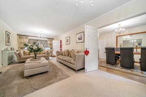 4 Crossacres, Woking, GU22 8QS