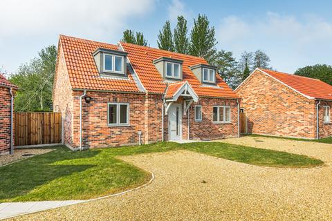 3 bedroom detached house for sale, Village North of Norwich