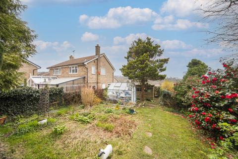 5 Fermor Way, Crowborough, TN6 3AR