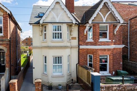4 bedroom semi-detached house for sale - Silverdale Road, Tunbridge Wells