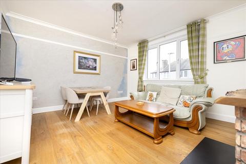 52 Wallace Crescent, Roslin, EH25 9LN
