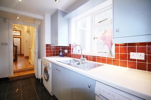 House share to rent - Lillie Road, West Brompton, London, SW6