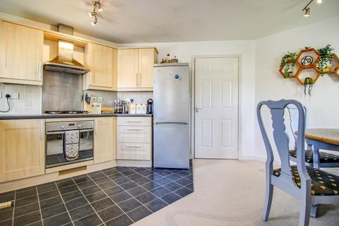 2 bedroom maisonette for sale - Ariadne Road, Oakhurst, Swindon
