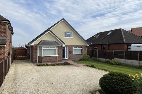 5 bedroom bungalow for sale - Claymills Road, Stretton
