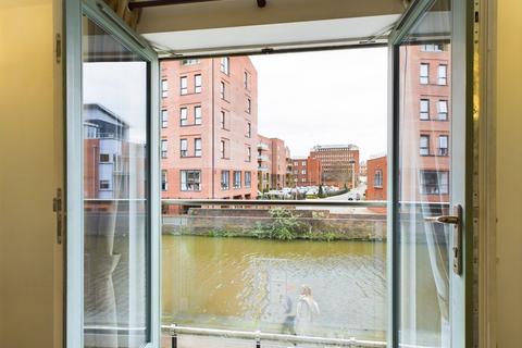 2 bedroom apartment for sale, Granary Wharf, Steam Mill Street