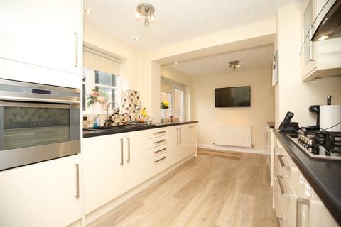 3 bedroom detached house for sale - Minions Close, Atherstone