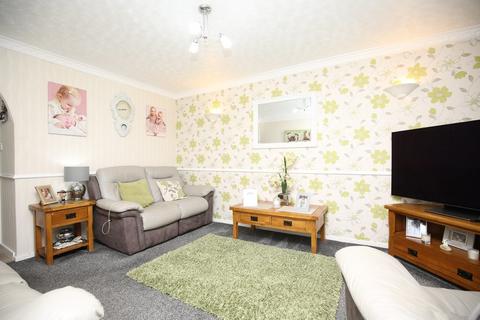 21 Minions Close, Atherstone, CV9 2BD