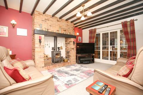 4 bedroom detached house for sale, Old Forge Road, Fenny Drayton