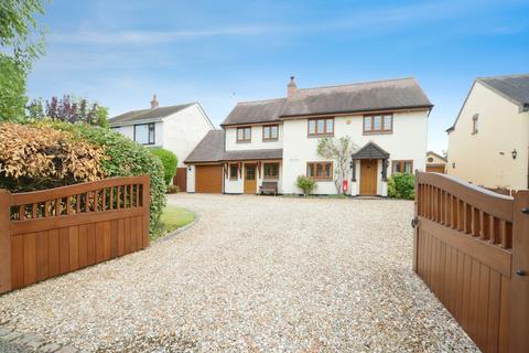 4 bedroom detached house for sale, Old Forge Road, Fenny Drayton