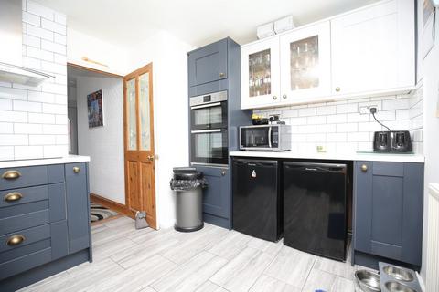 56 Tudor Crescent, Atherstone, CV9 3DA