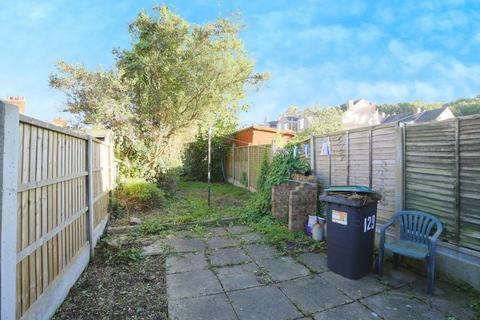 129 Coleshill Road, Atherstone, CV9 2AG