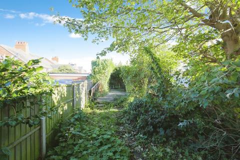 129 Coleshill Road, Atherstone, CV9 2AG