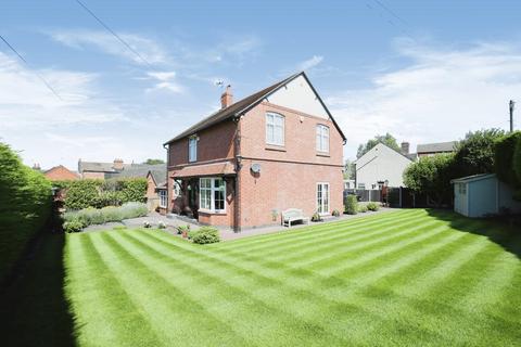 4 bedroom detached house for sale, South Street, Atherstone