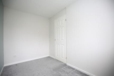 28 Minions Close, Atherstone, CV9 2BD