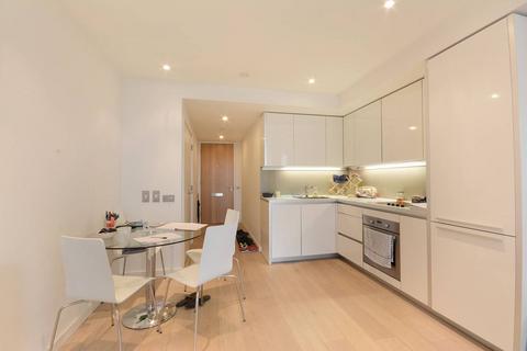 1 bedroom flat to rent - Walworth Road, Elephant and Castle, London, SE1