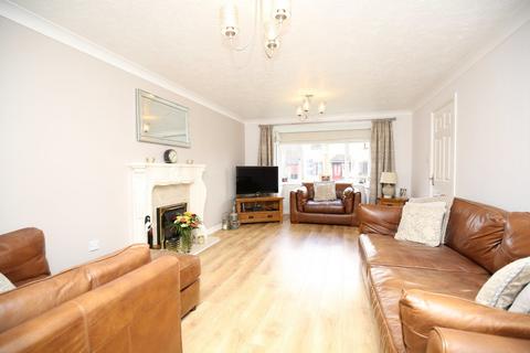 4 bedroom detached house for sale - Mulberry Way, Hartshill