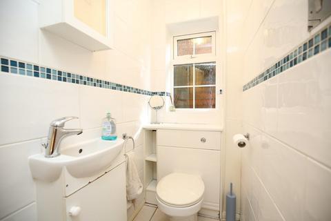 98 Main Road, Austrey, Atherstone, CV9 3EG