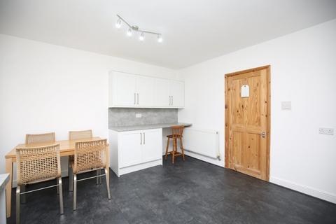 23 Bachelors Bench, Atherstone, CV9 2AP
