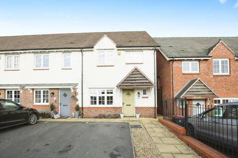40 Panama Drive, Atherstone, CV9 3HJ
