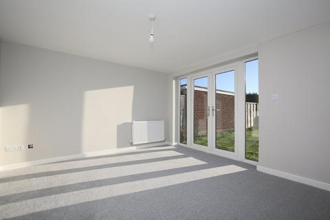 43 Hickman Road, Galley Common, Nuneaton, CV10 9NG