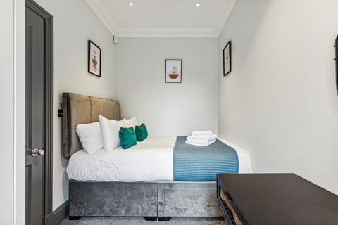 2 bedroom flat for sale - Margravine Gardens, London