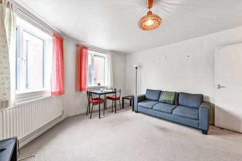 1 bedroom flat for sale - Pollard Close, Holloway, London, N7