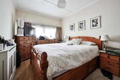 2 bedroom flat for sale - Woodchester Square, Royal Oak, London, W2
