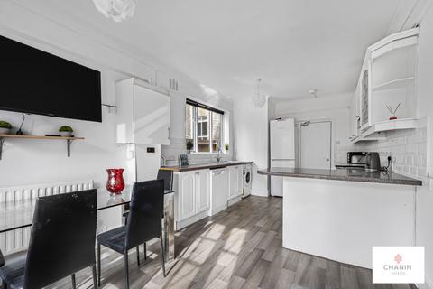 5 bedroom terraced house to rent, Alloa Road, London SE8